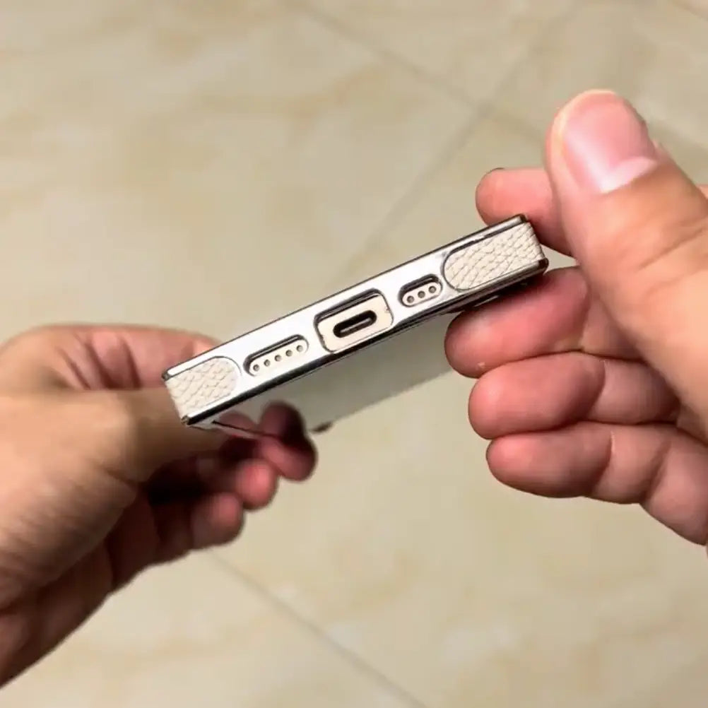 Novaro Premium Leather Metallic Case