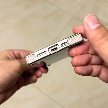 Novaro Premium Leather Metallic Case