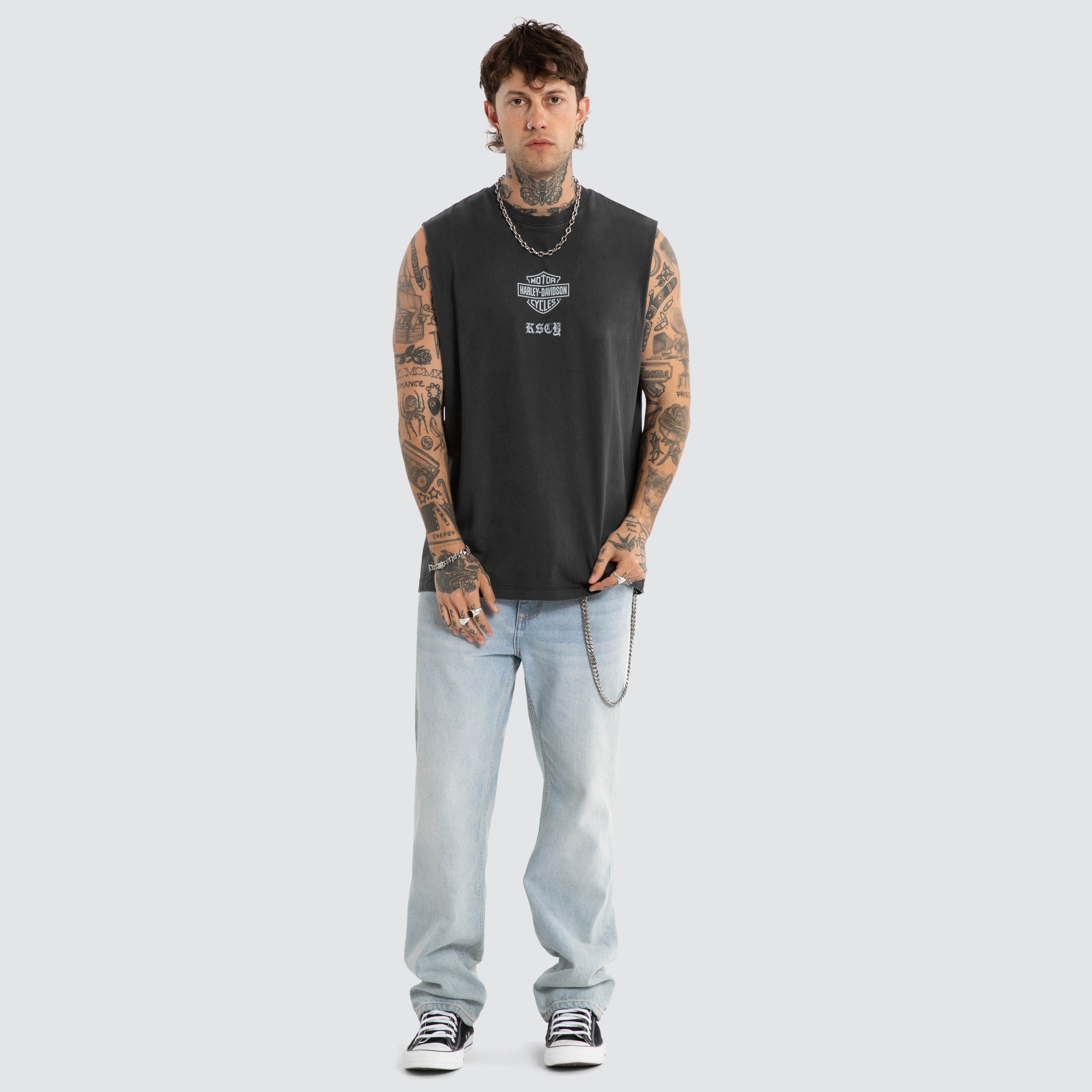 Idle Relaxed Muscle Pigment Black