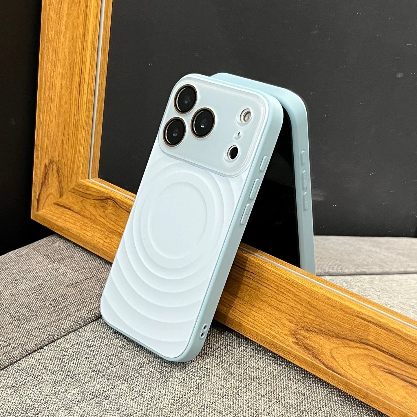 Wave Crystal MagSafe Case for iPhone