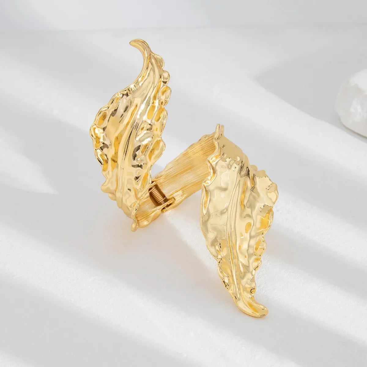 Ivy Embrace Cuff