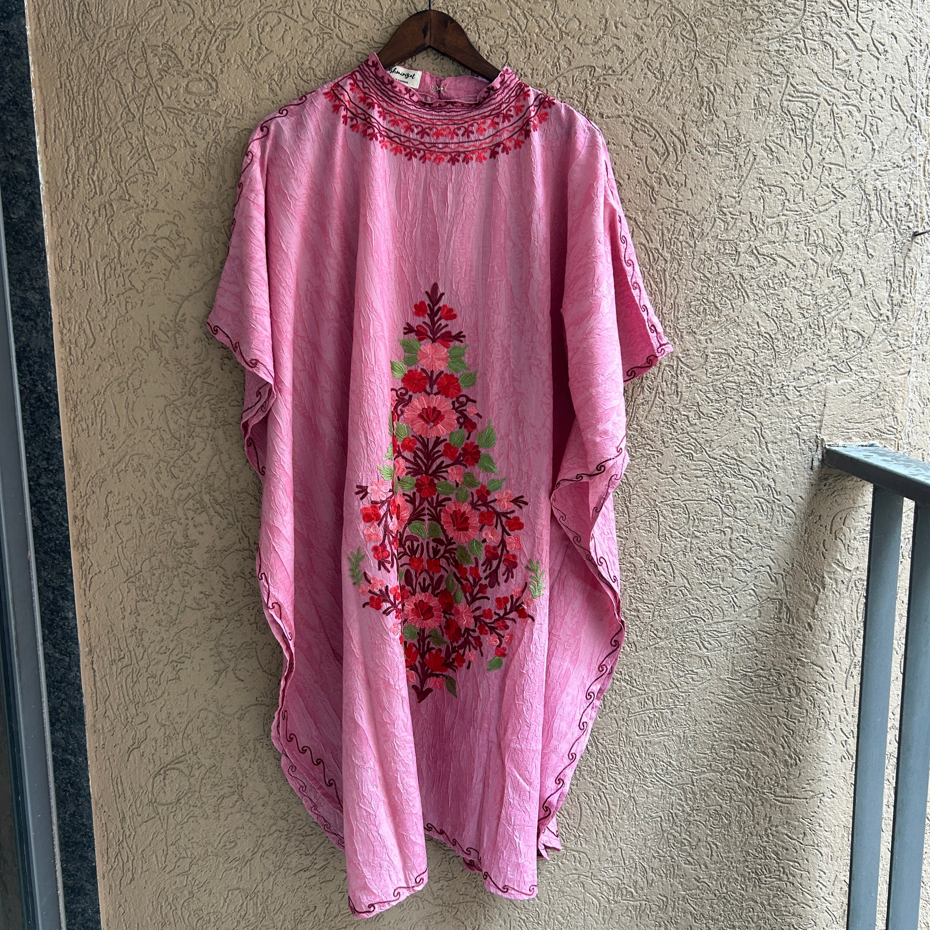 Pink Cotton Kashmiri Kaftan with Collar