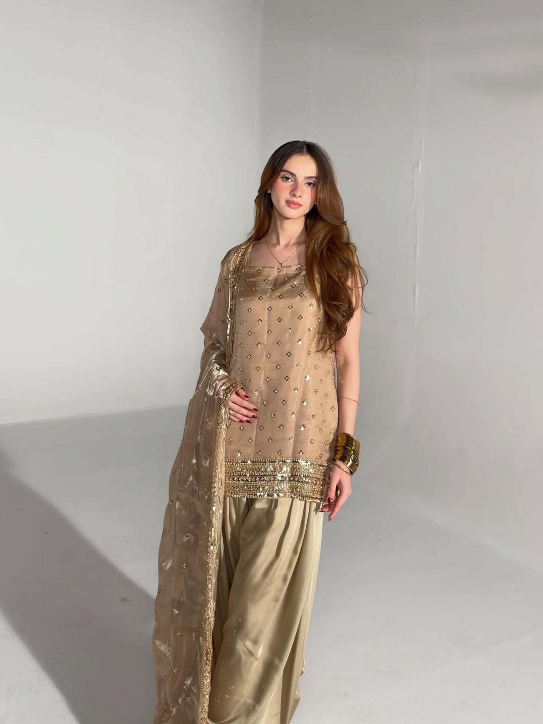 Moet Farshi Salwar Set With Dupatta