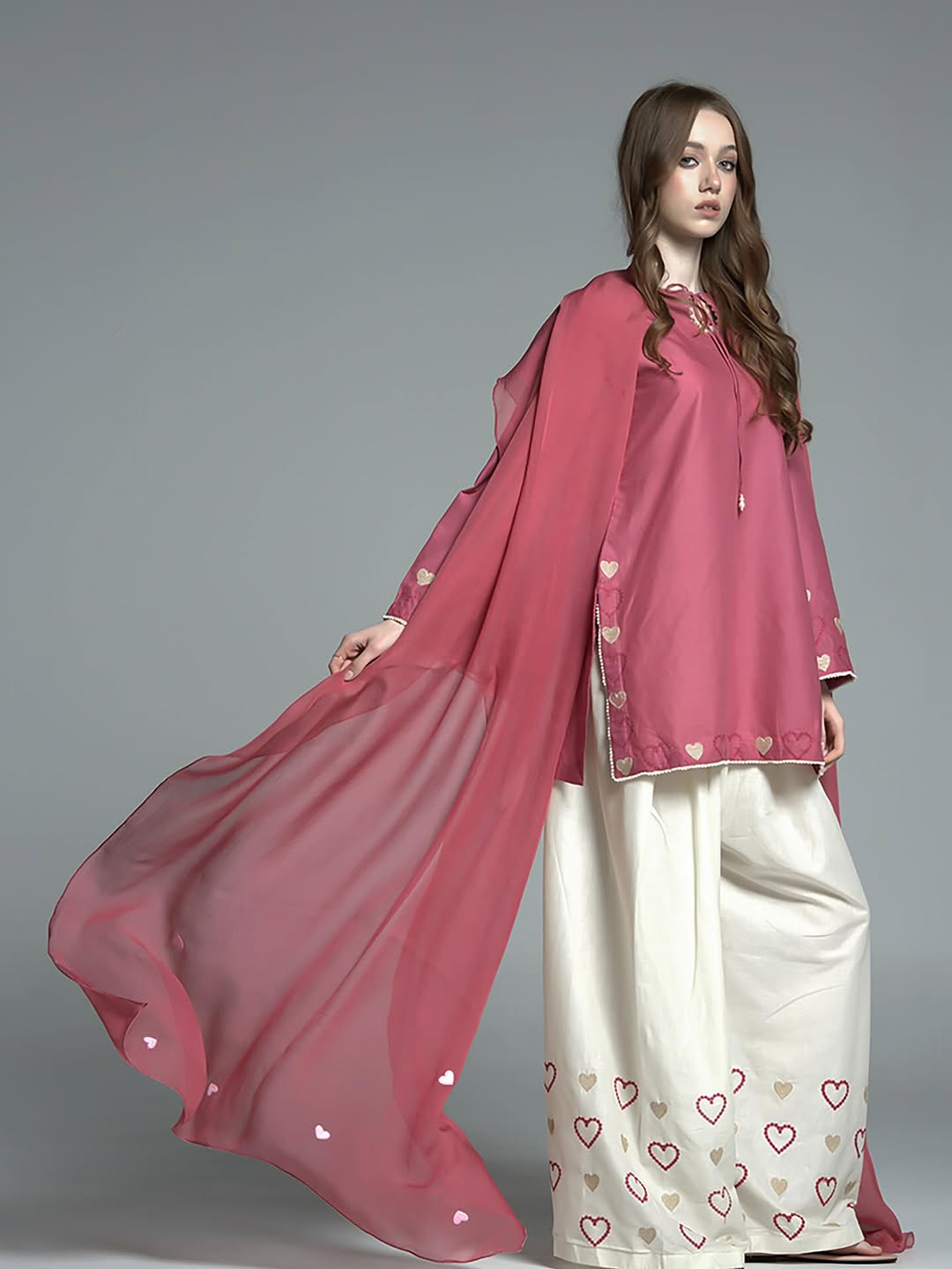 Gulabo Farshi Salwar Set