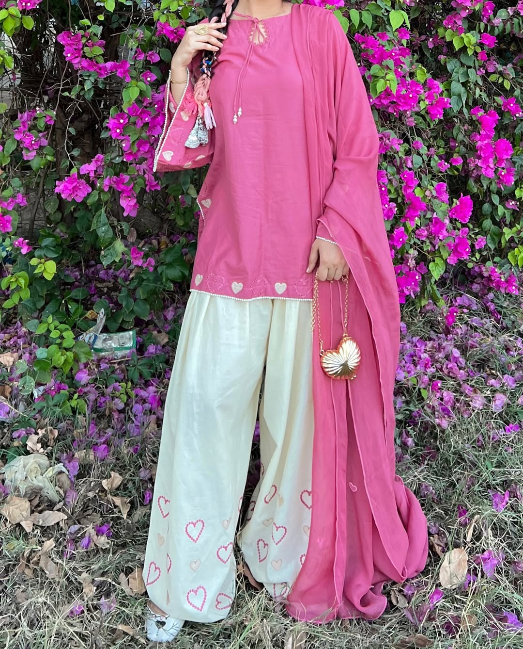 Gulabo Farshi Salwar Set