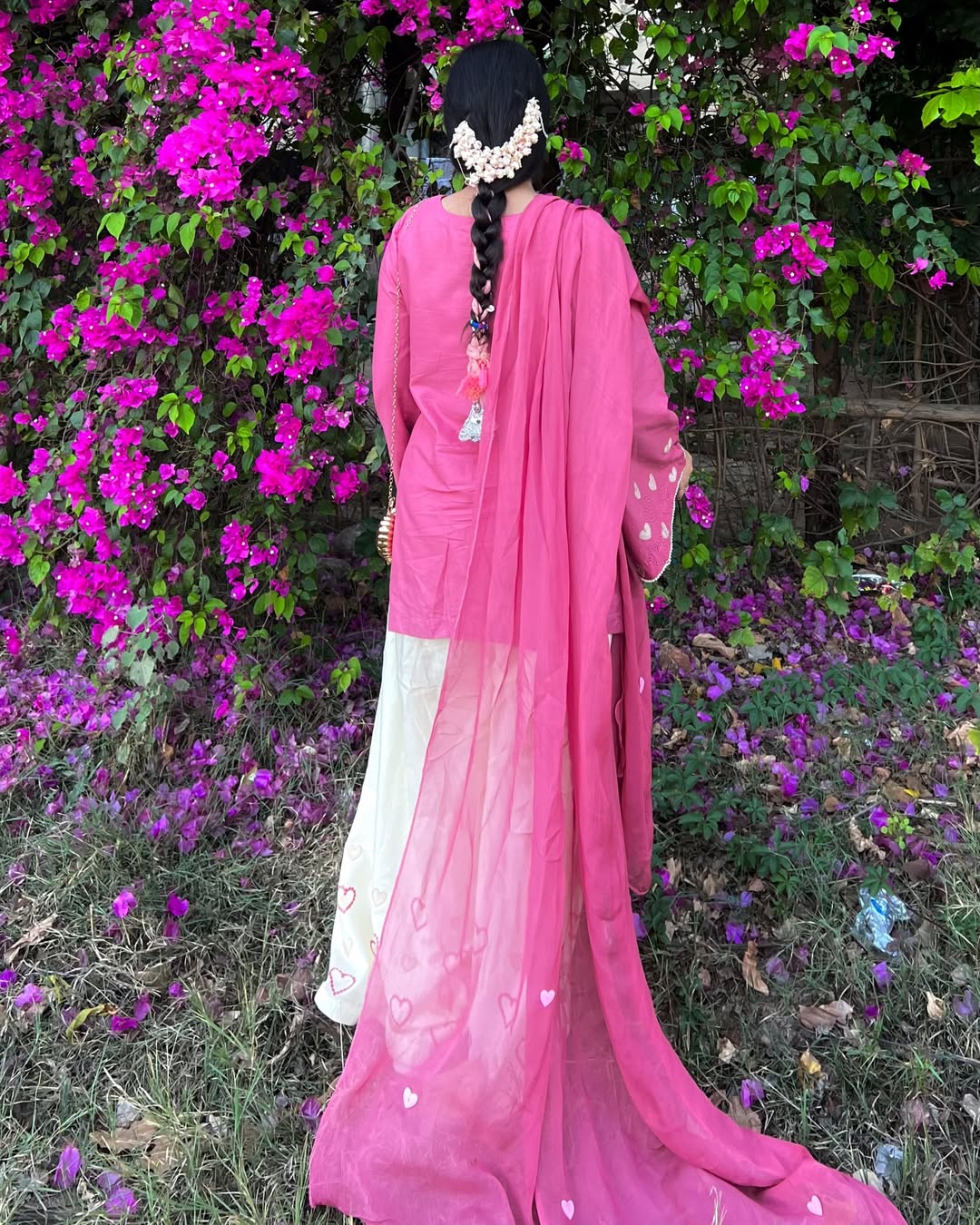 Gulabo Farshi Salwar Set