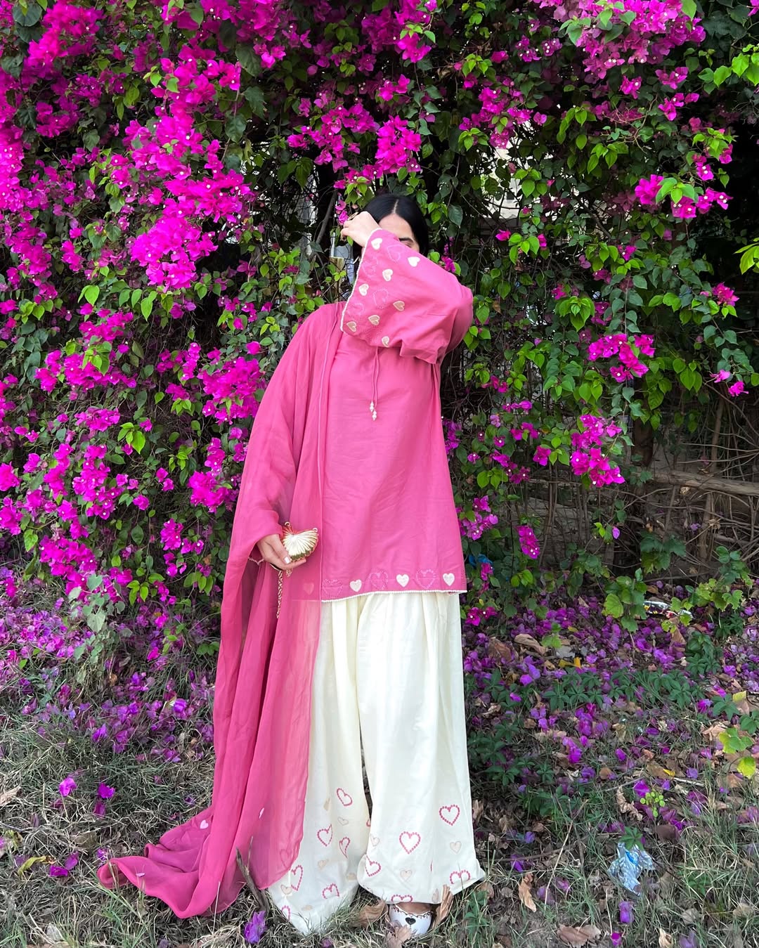 Gulabo Farshi Salwar Set