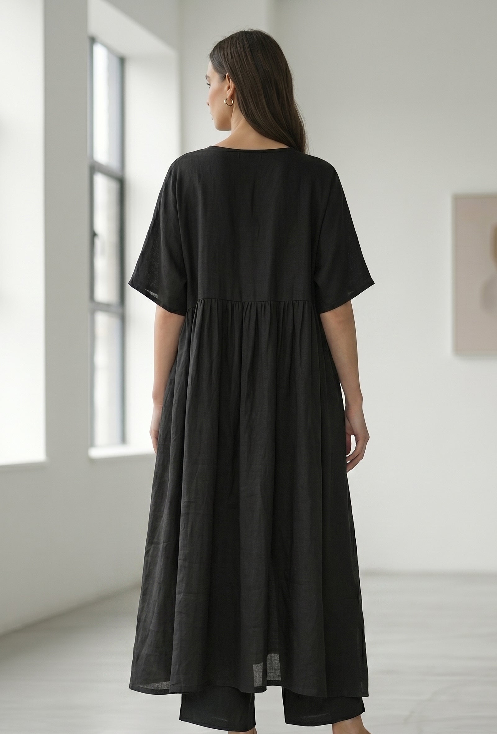 Black Oversized Gathered Kaftan Kurta