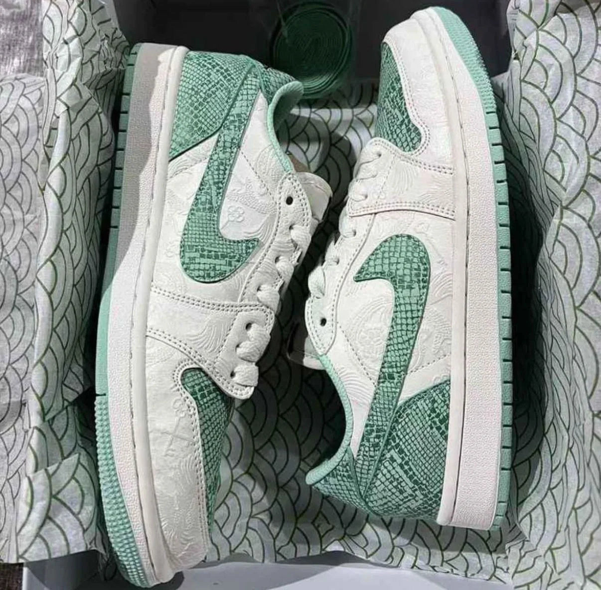 Air Jordans Retro 1 Snake – Showroom Quality Sneakers (EU 40–45)