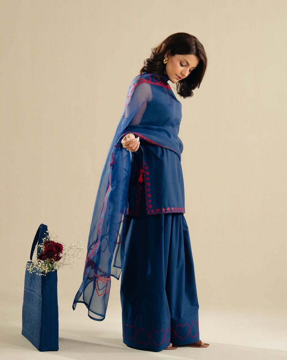 Caspian Farshi Salwar Set