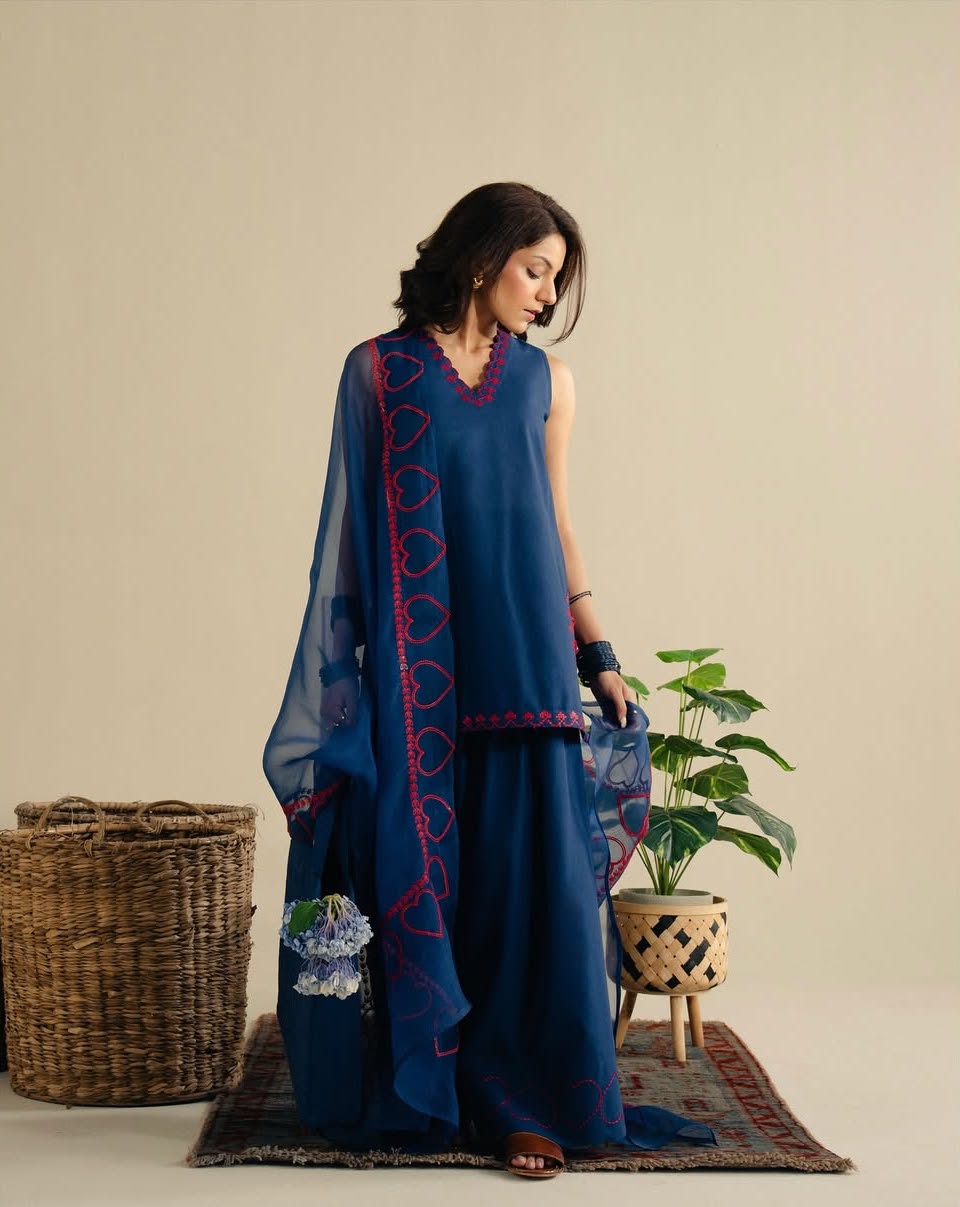Caspian Farshi Salwar Set