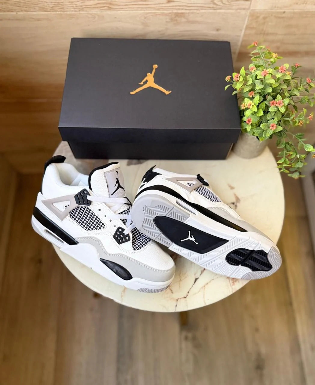 Air Jordan 4 Retro Black Army Sneakers | EU 37-45