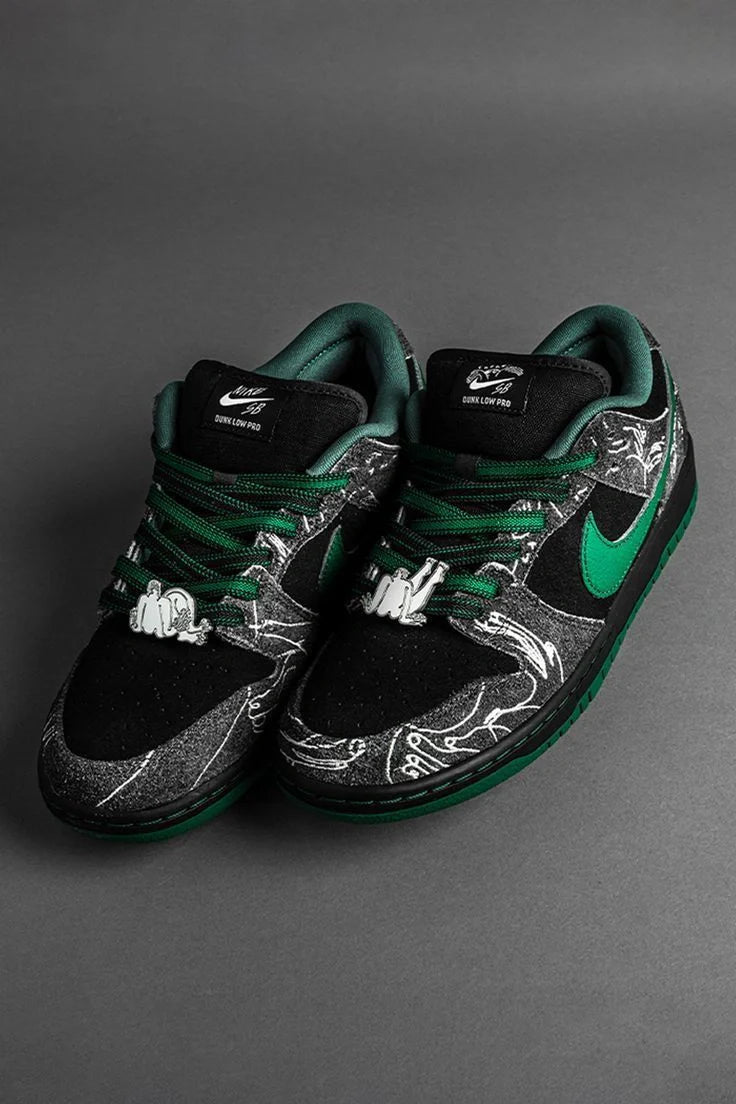 Nike SB Dunk Skateboard Sneakers Black Grey Green (40–45)