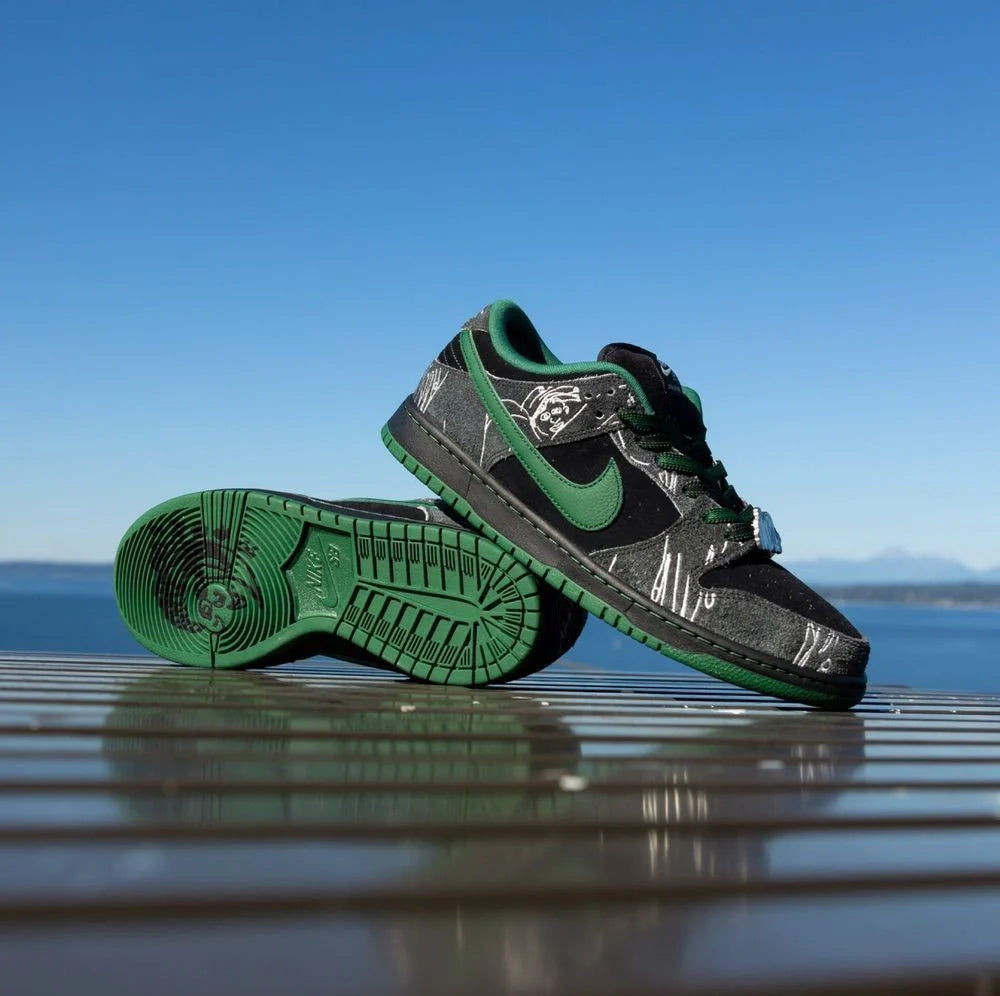 Nike SB Dunk Skateboard Sneakers Black Grey Green (40–45)